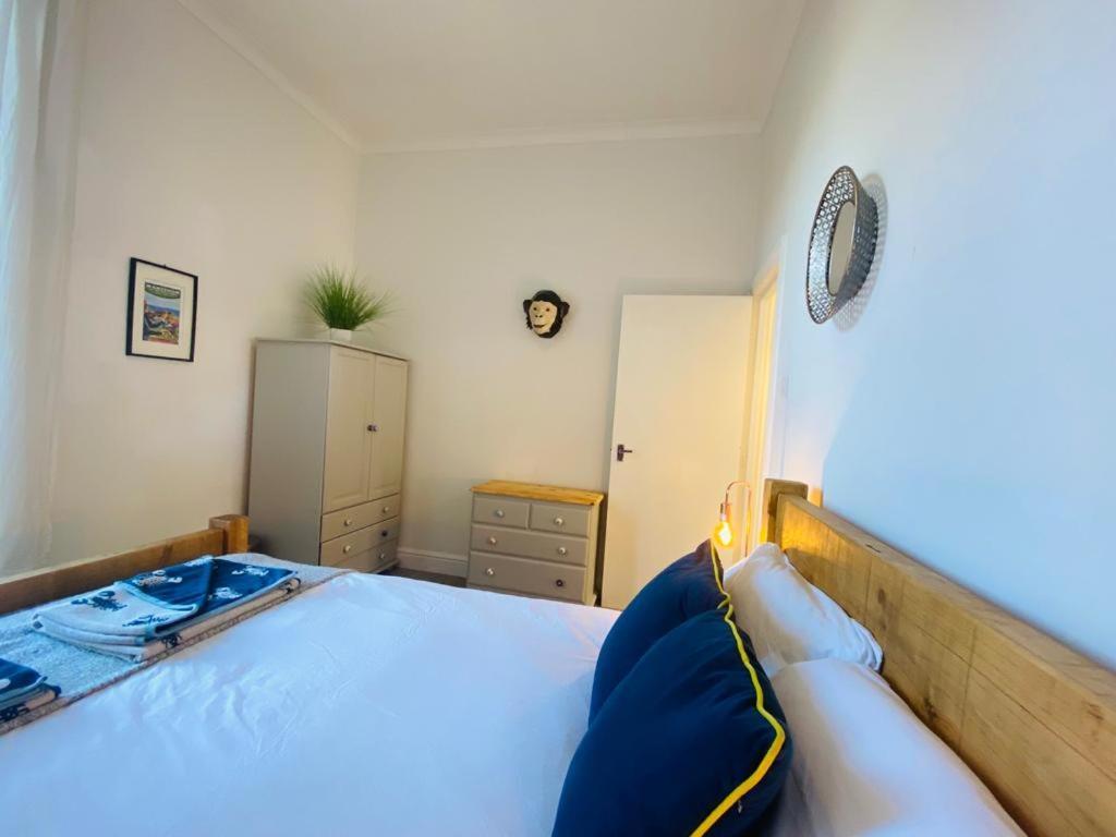 Unique Sea View Apartment Hastings Exteriör bild