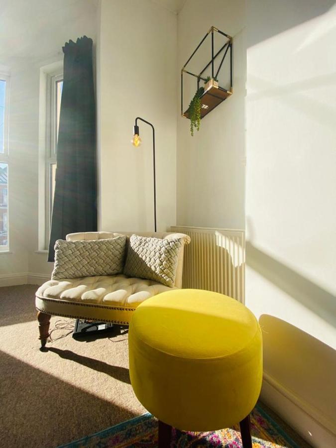 Unique Sea View Apartment Hastings Exteriör bild